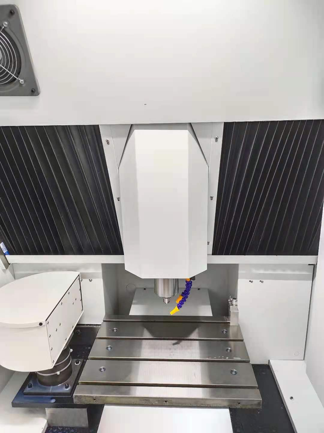 展商速遞|東莞盛泰——GM50陶瓷雕刻機(jī)等世界一流的機(jī)械設(shè)備供應(yīng)商